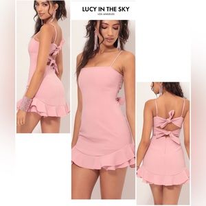 Aubrey Ruffle Dress In Light Mauve
LUCY IN THE SKY